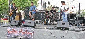 GraffitiMonkeysOnStage